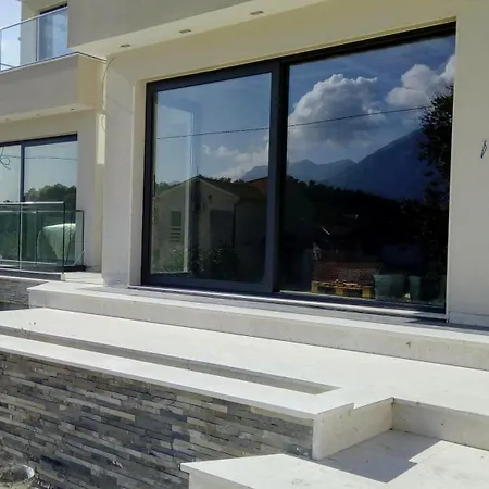 Delux Studio Jovana Tivat Exterior photo